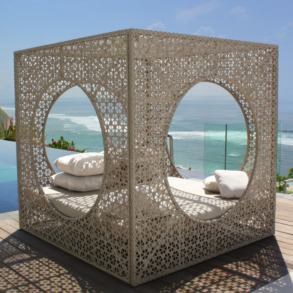 Skyline Cube daybed
